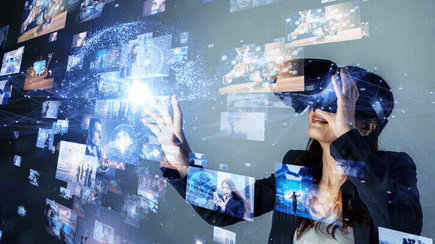Beyond the Screen: Immersive Streaming (AR, VR, and Digital Twins)